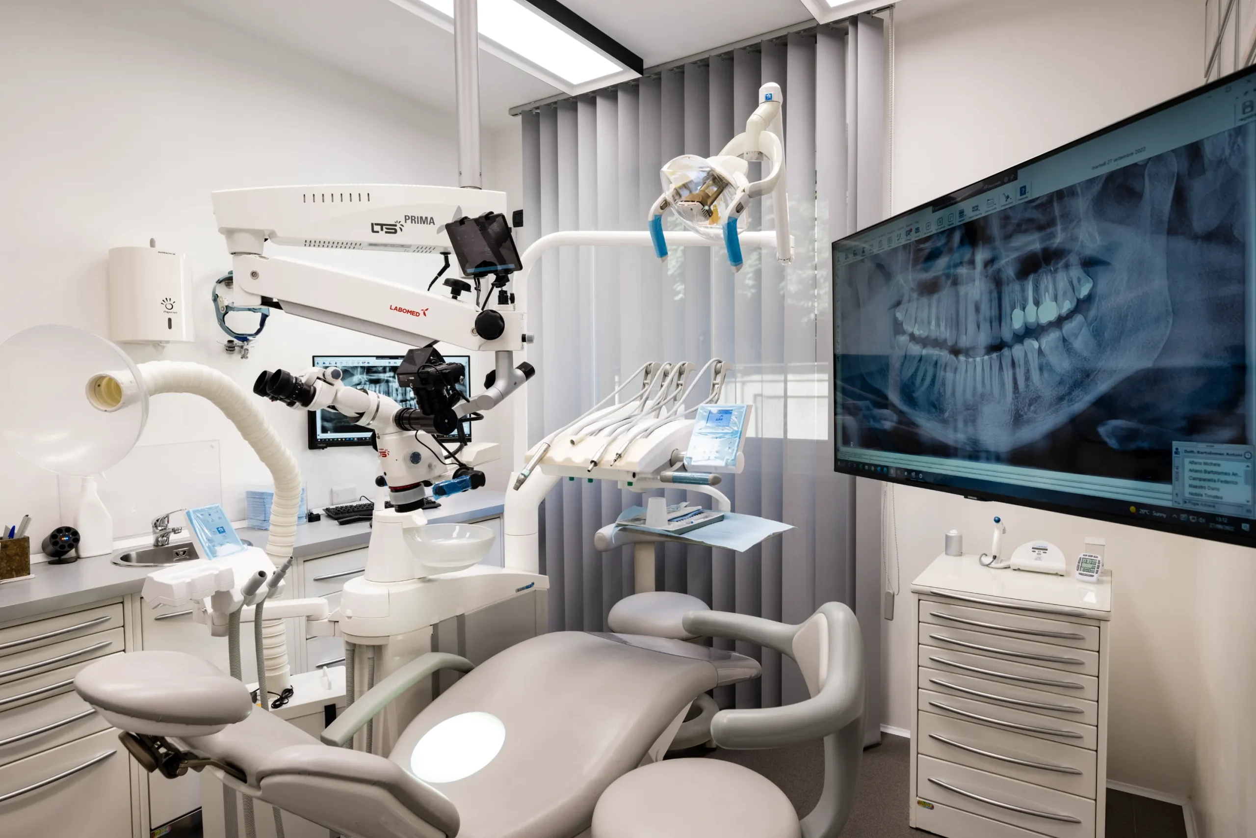 Studio Dentistico | Dr. Bartolomeo Ariano Odontoiatra